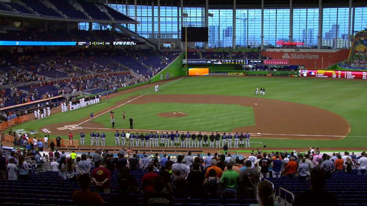 Marlins honor Orlando victims at Marlins Park