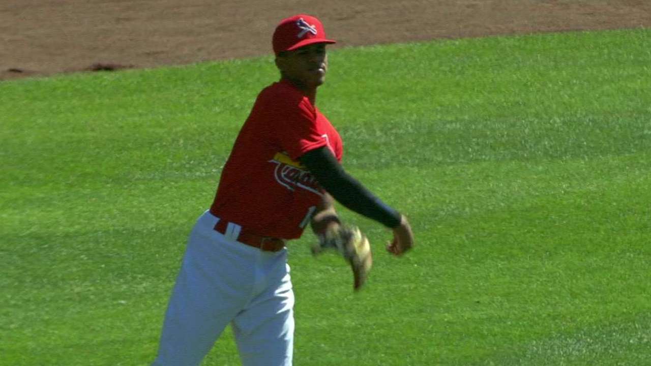 Cards' top pick Perez signs, moving past PED test