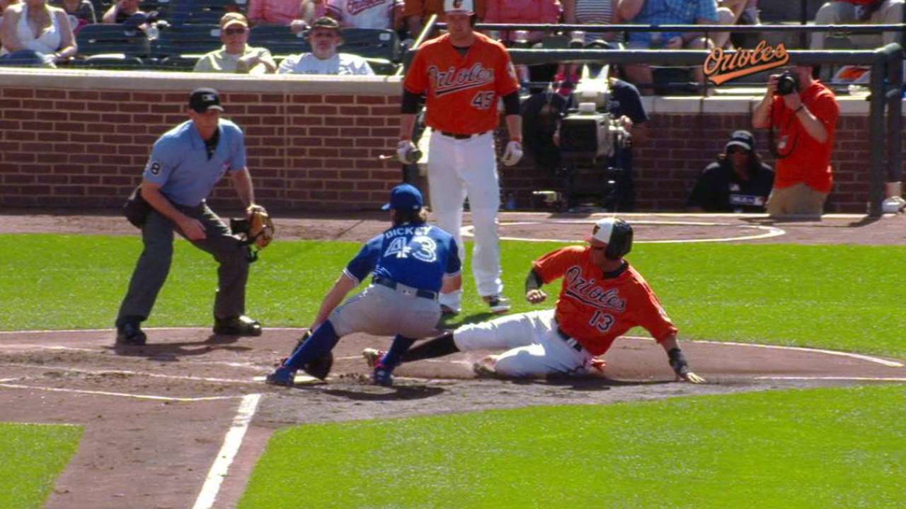 Machado scores on passed ball