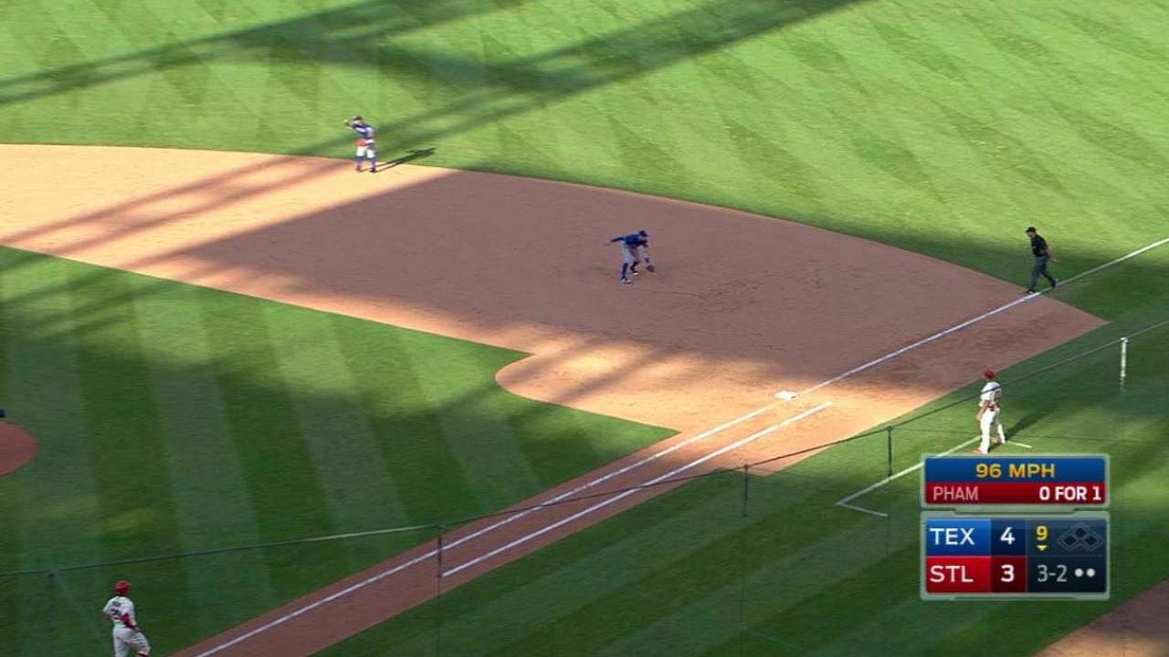 Rua's catch earns Diekman save