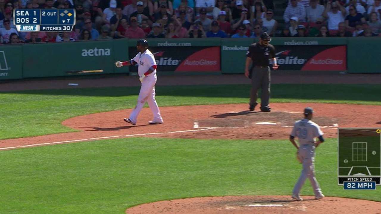 Ortiz draws an intentional walk