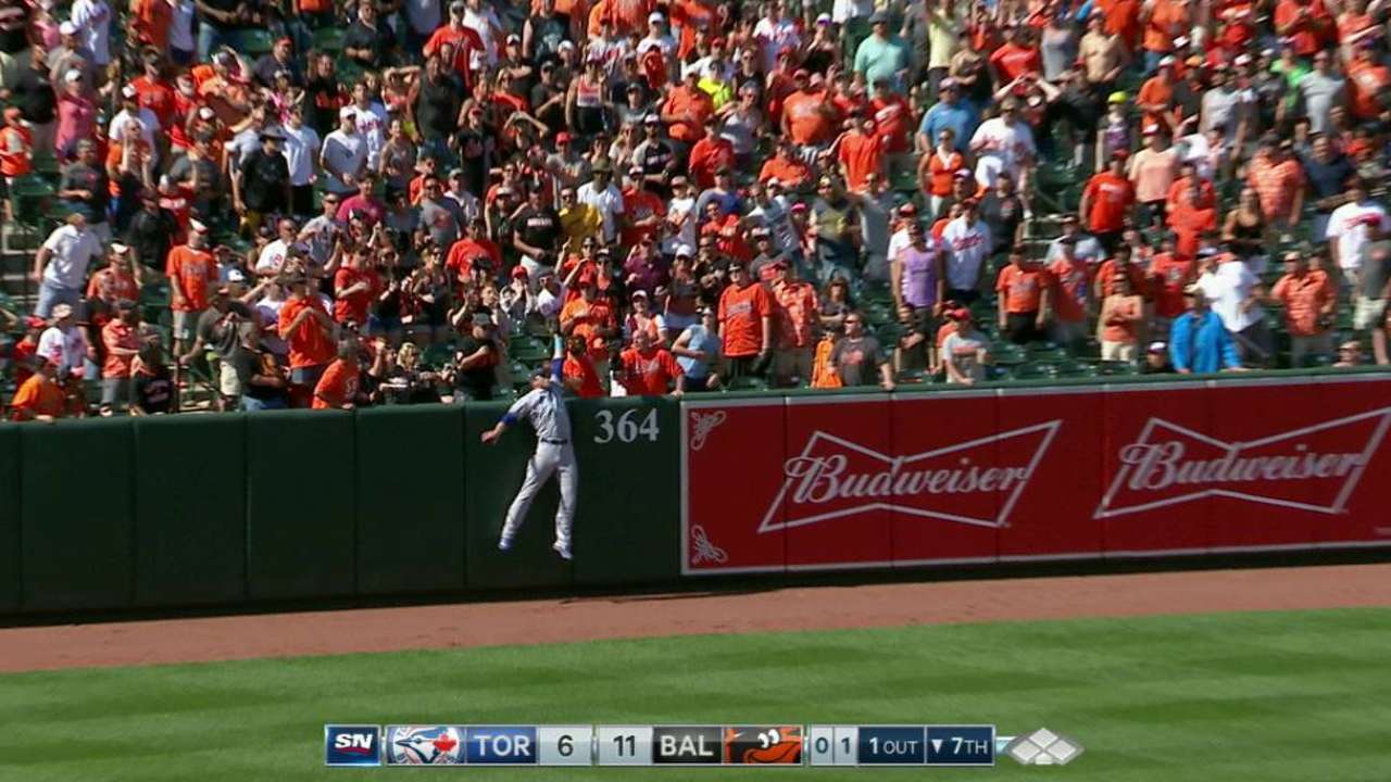 Saunders robs Hardy with highlight-reel grab