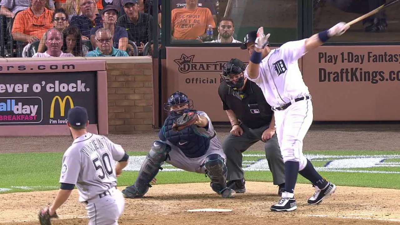 Vincent fans Cabrera