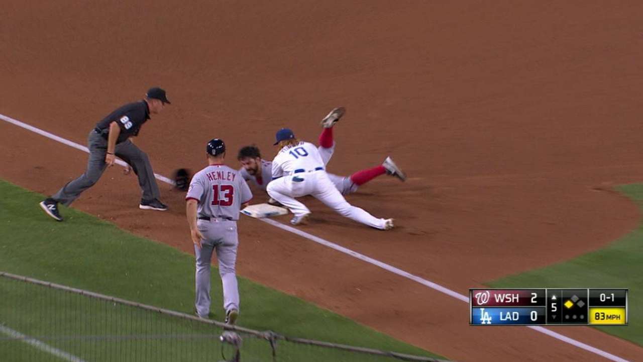 Utley's heads-up defense