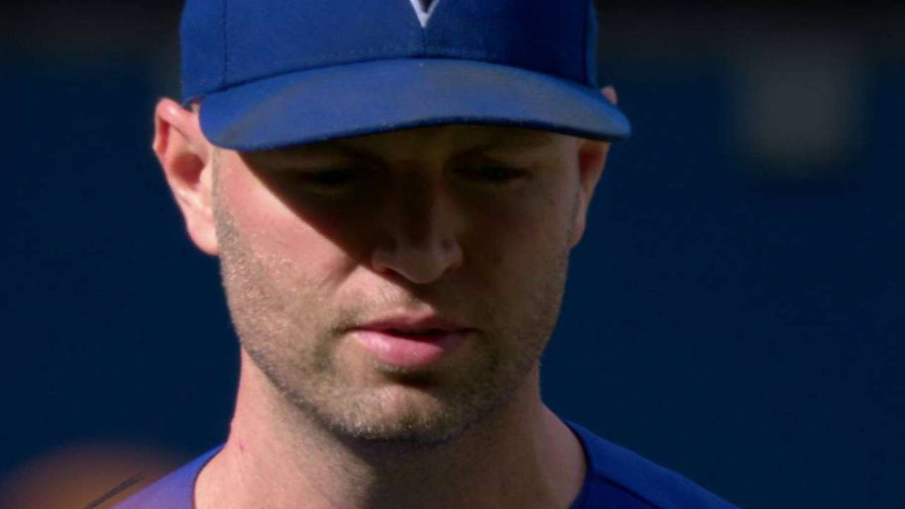 Happ fans Tomas to escape jam