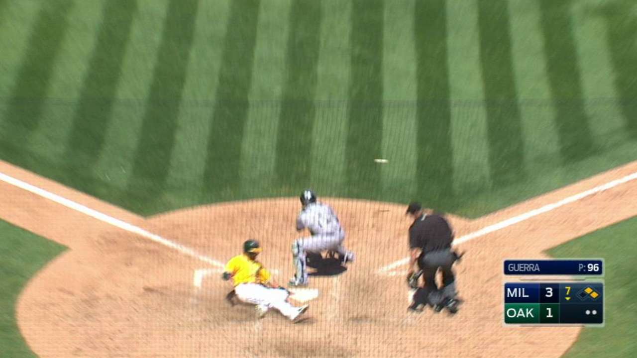 Muncy's RBI single