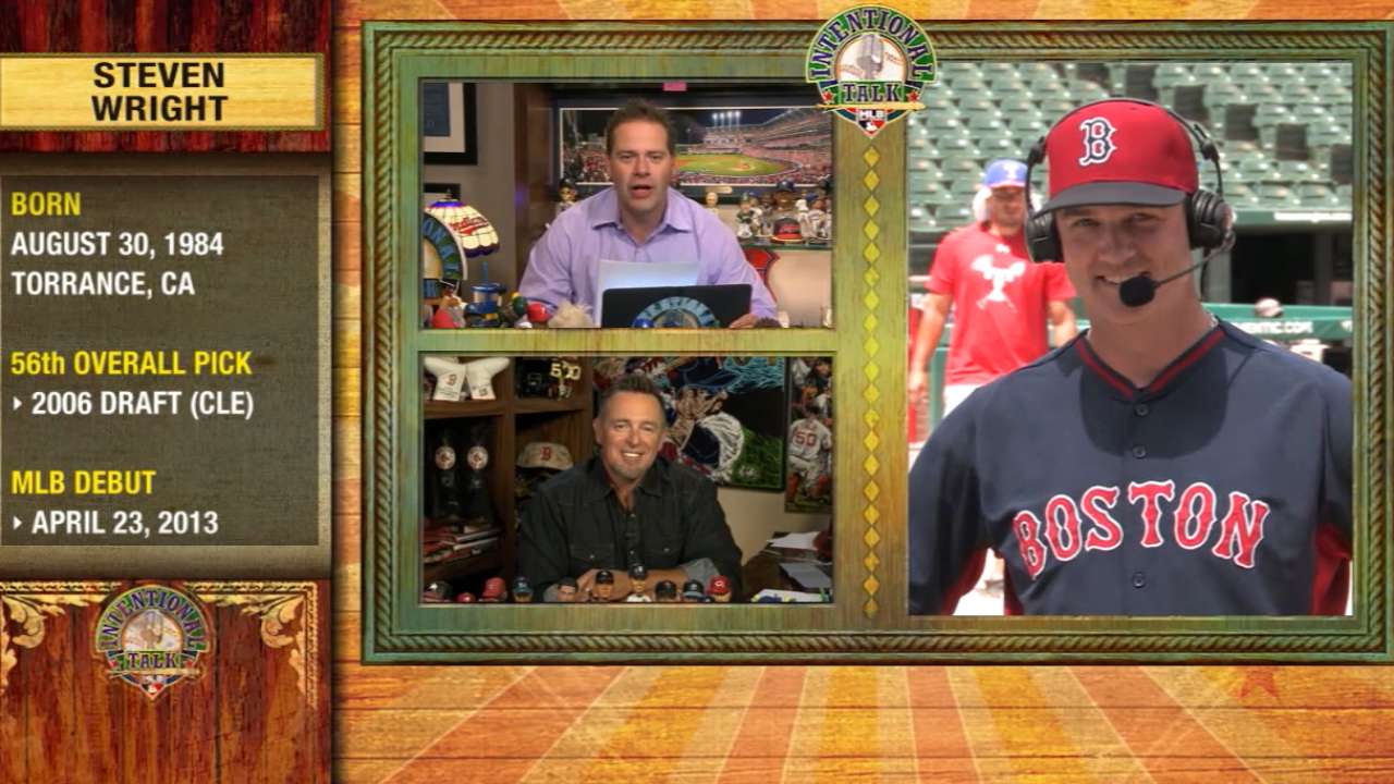 Wright discusses knuckleball