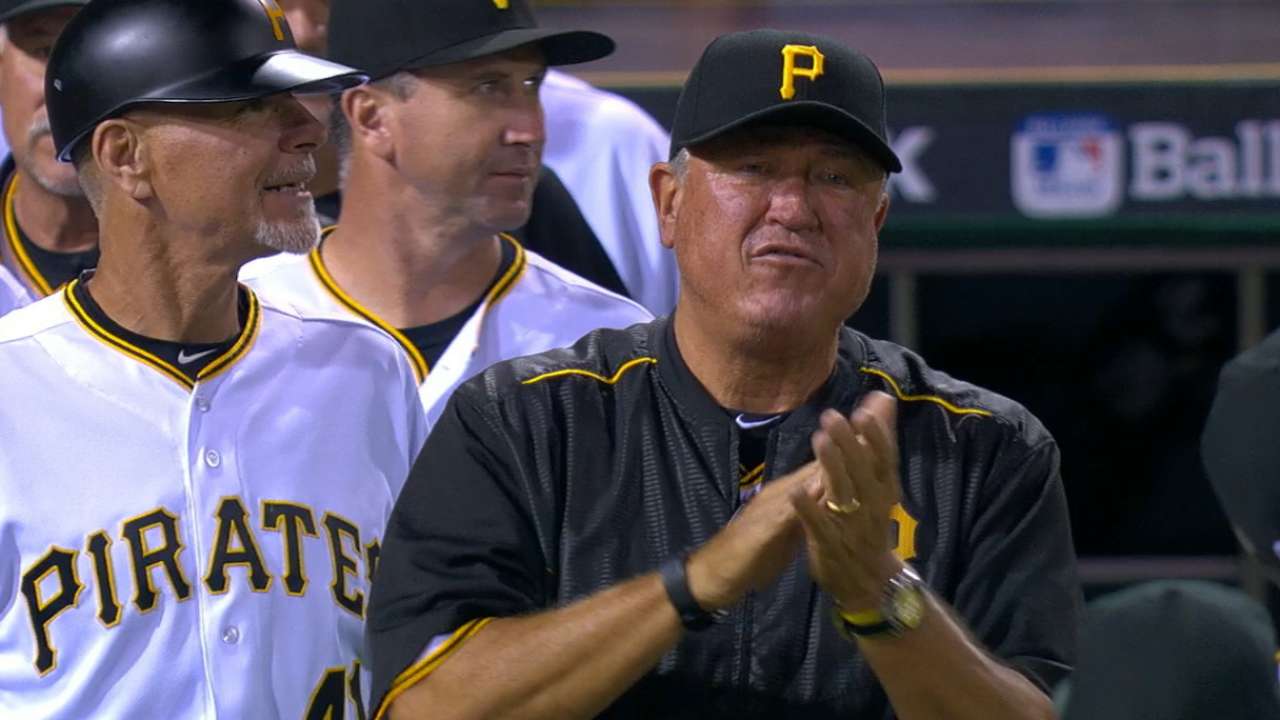 Bucs outlast Dodgers in battle of bullpens