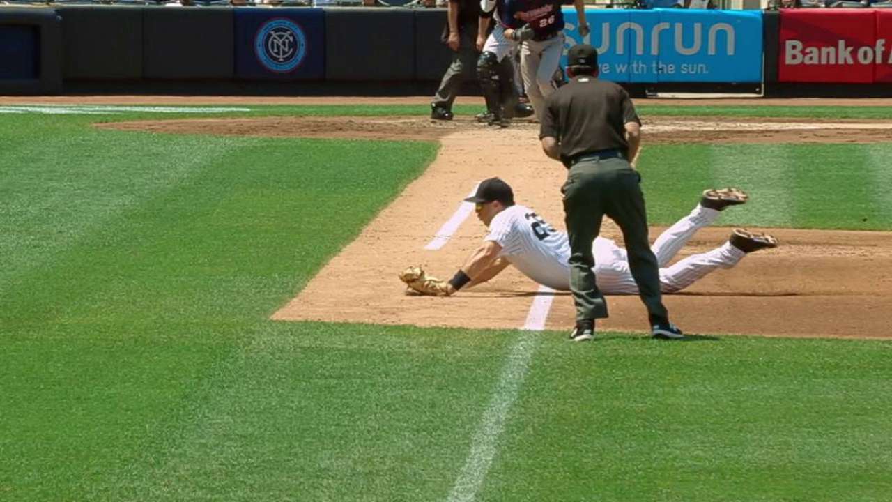 Teixeira's diving stop