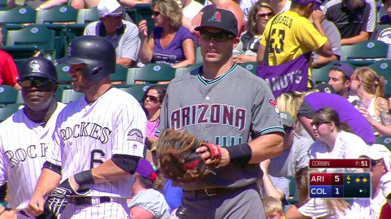 Goldy's nice play at first