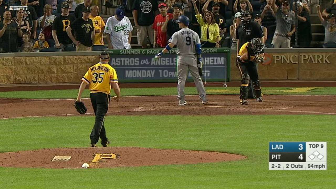 Melancon closes out the win