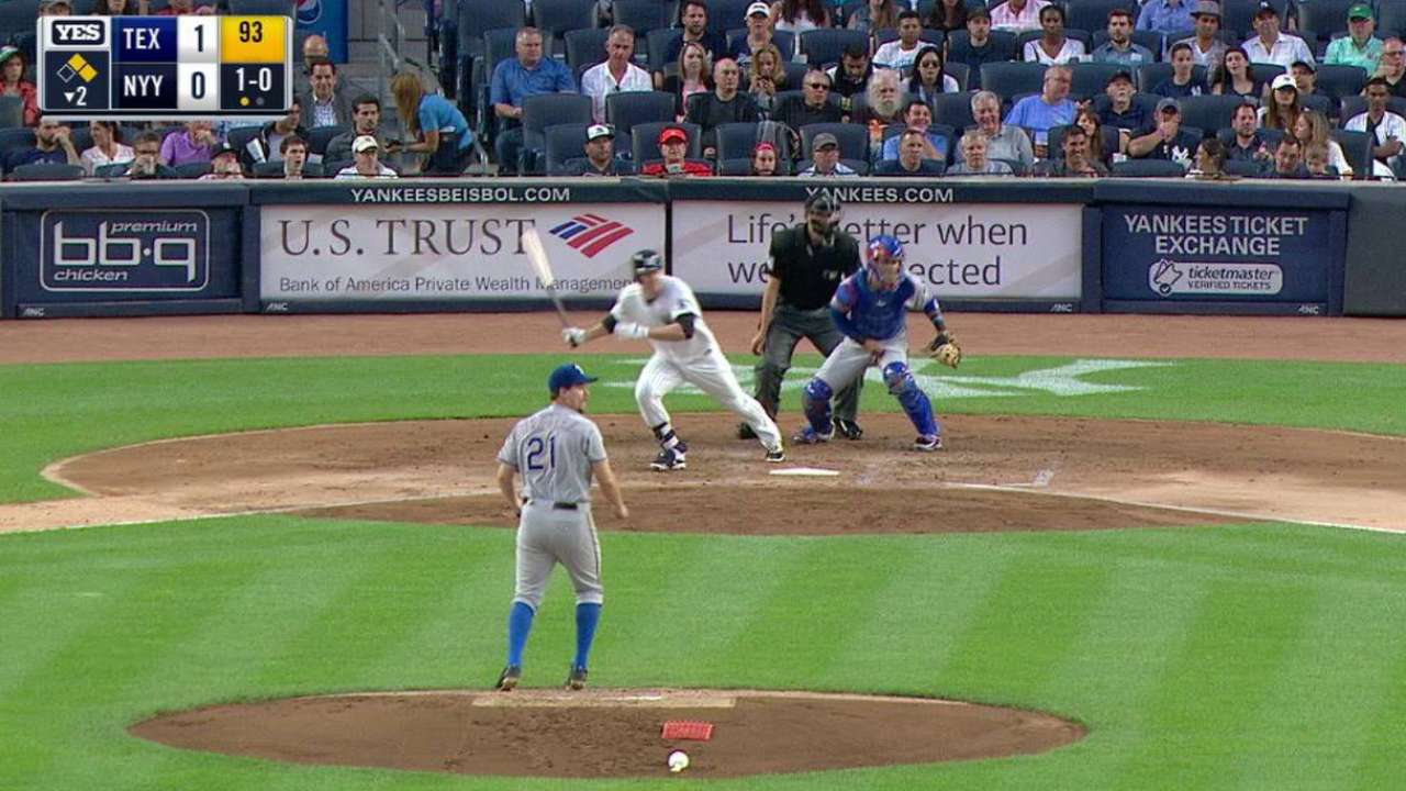 Headley's RBI single in the 2nd