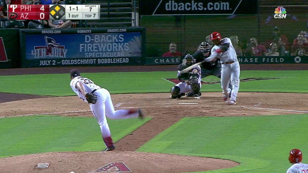 Filis blanquearon a D-backs guiados por Velásquez y Franco