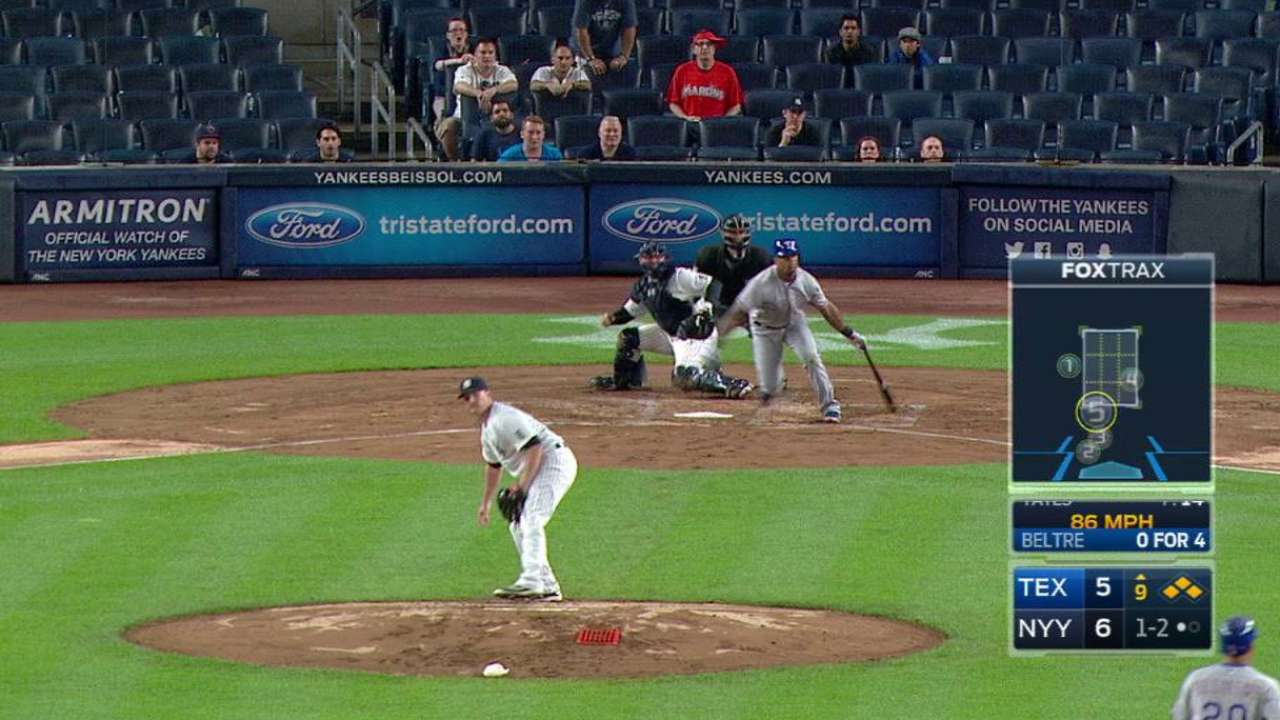 Tras larga espera, Rangers vinieron de atrás para vencer a Yankees