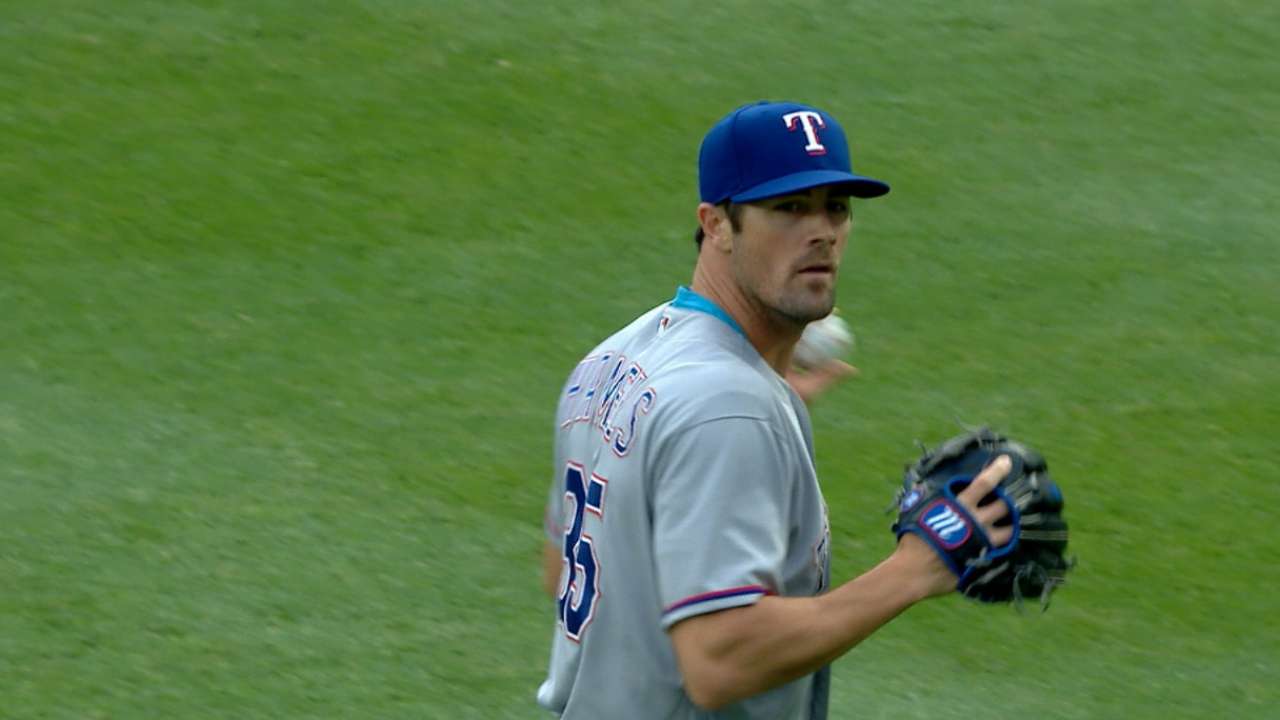 Hamels' scoreless start