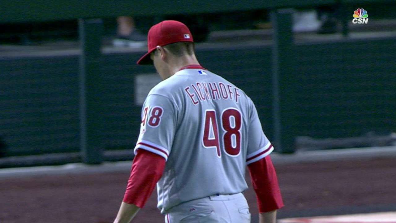 Eickhoff escapes a jam