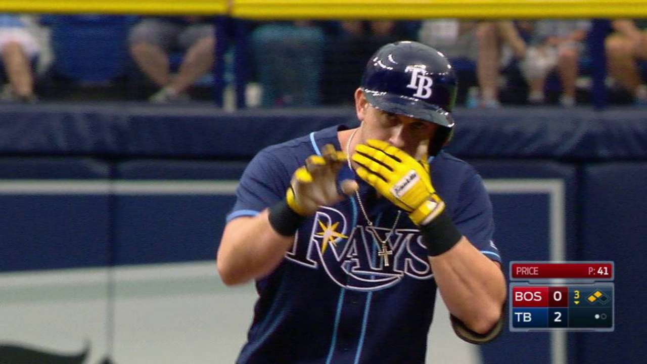 Moore spins gem as Rays blank Red Sox
