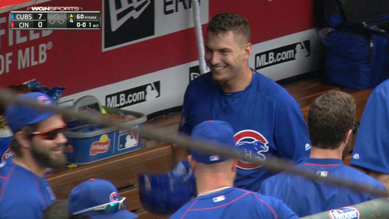 Almora hits 1st MLB HR, makes fine diving catch