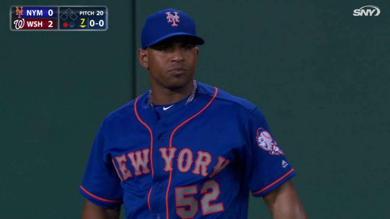 Cespedes' warning-track catch