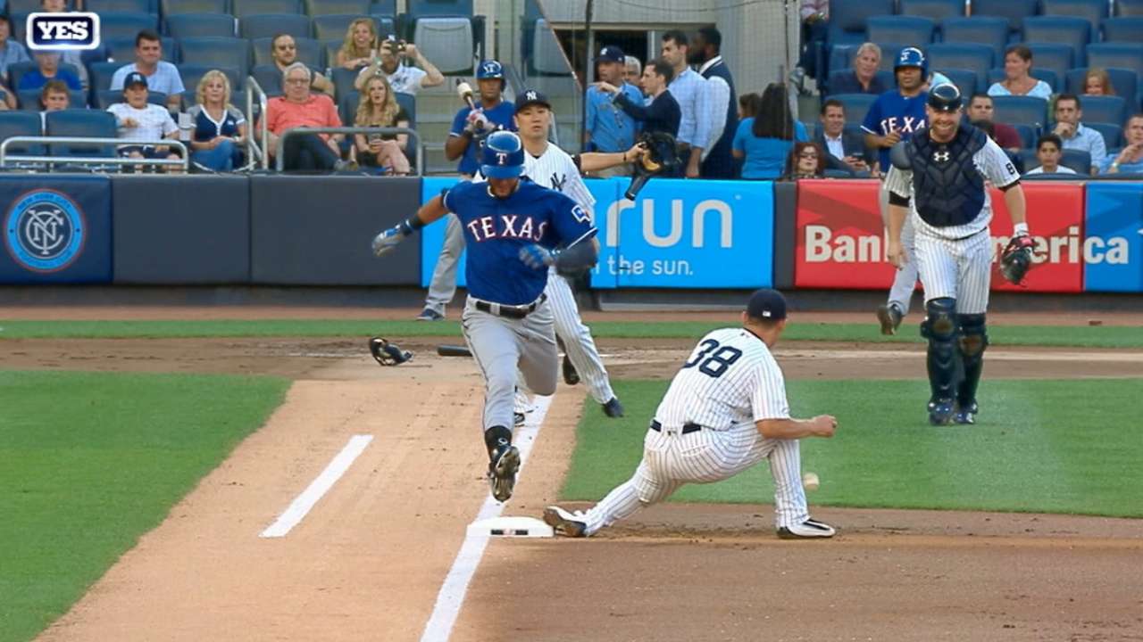 Refsnyder leaning on Tex for pointers at first base