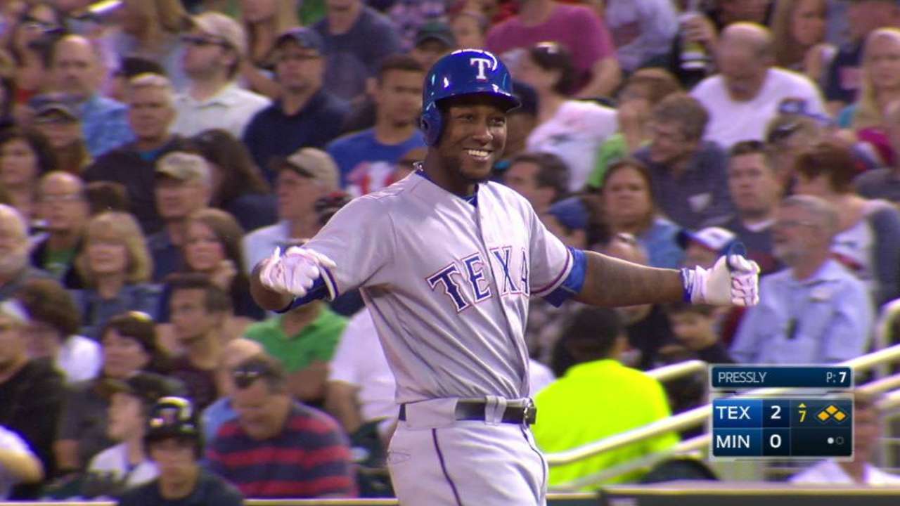 Third catcher gives Rangers late-game flexibility