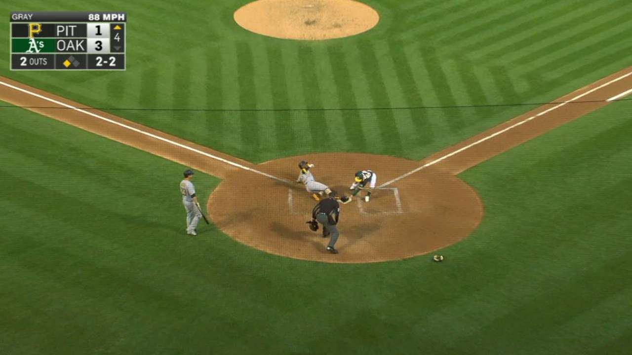Sore left heel keeps McCutchen grounded