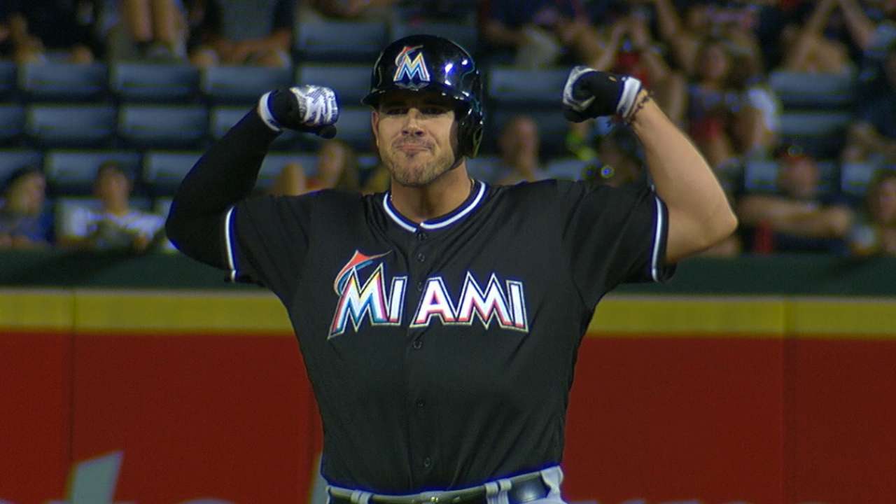 Fernandez's go-ahead double