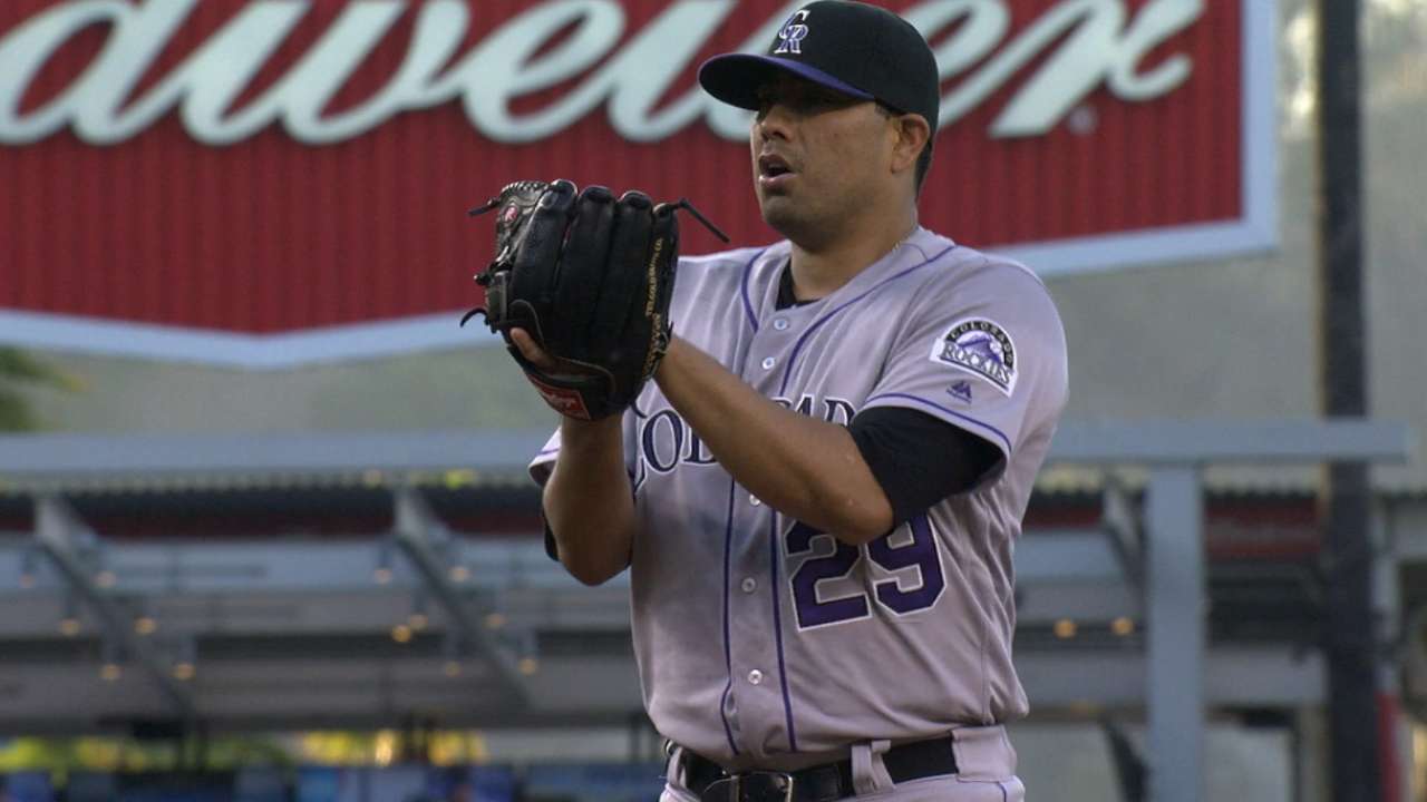 Rockies encouraged by De La Rosa's upswing