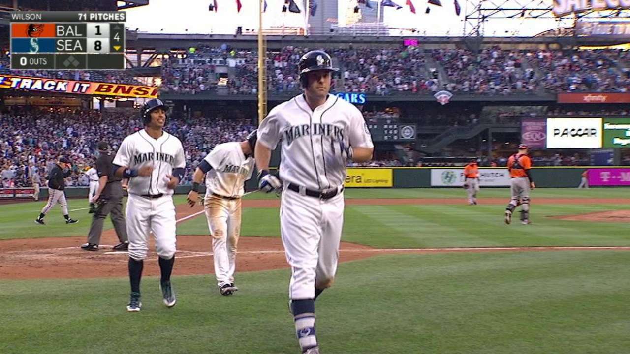 Smith's three-run moonshot