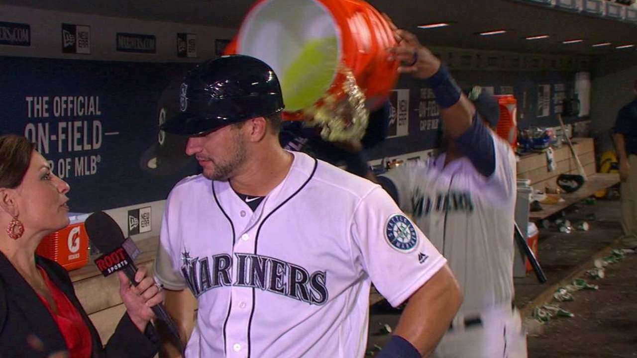 Paxton, Zunino share special bond in Majors
