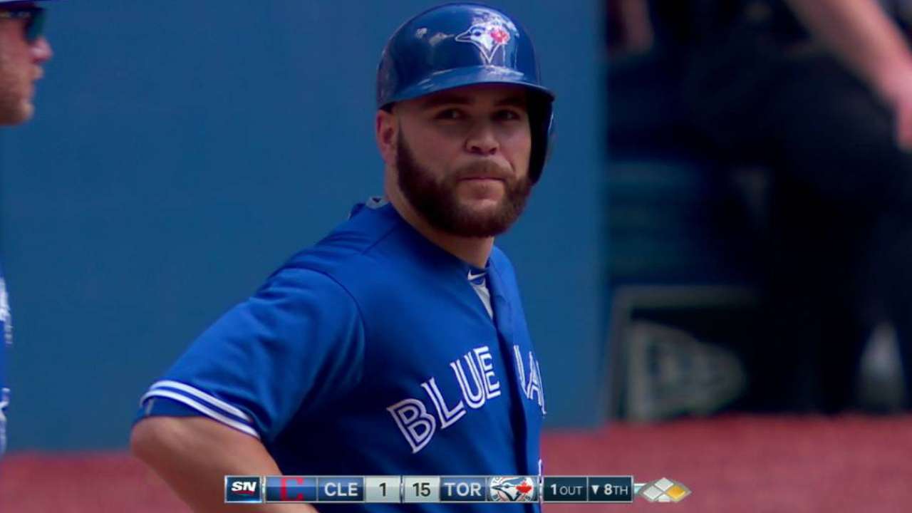 Blue Jays dominate at plate in lopsided finale
