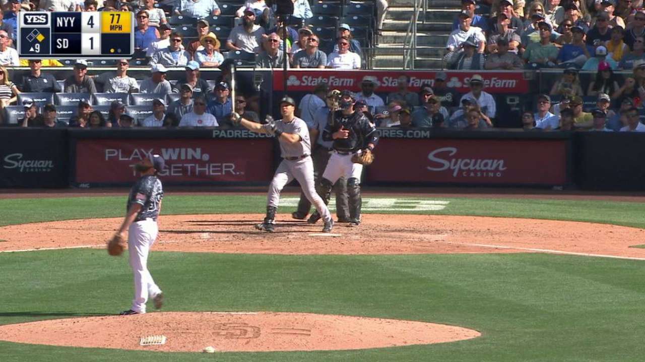Teixeira's two-run homer