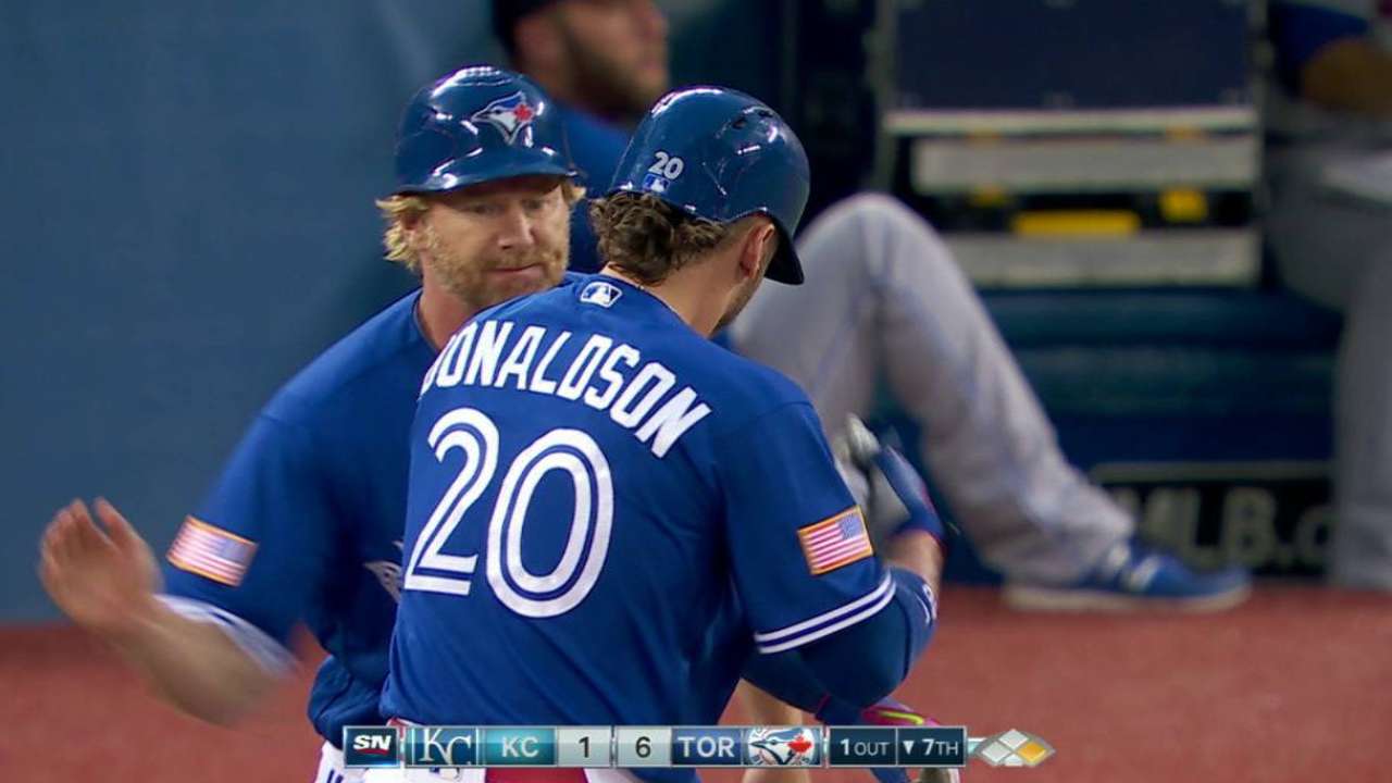 Donaldson's two-run single