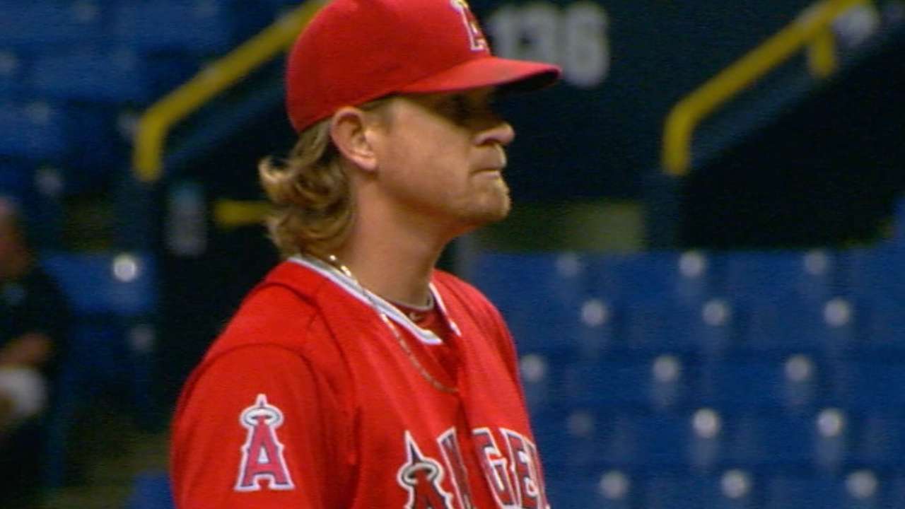 Weaver's strong six innings