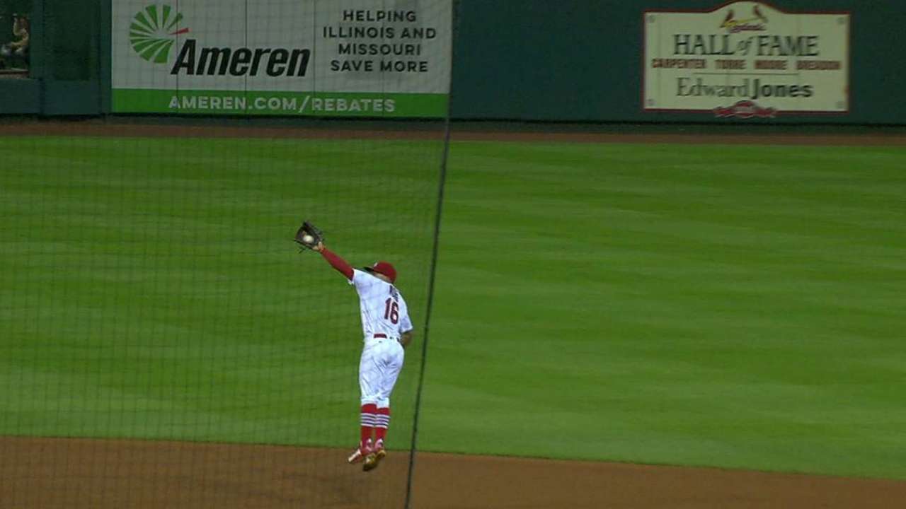 Wong's nice grab