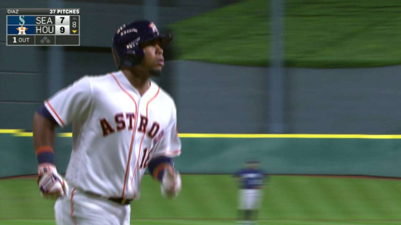 Valbuena's go-ahead moonshot