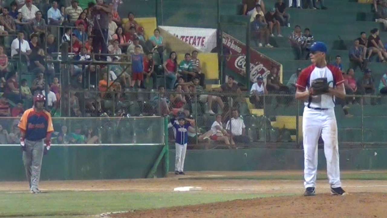 Top Int'l Prospects: Morejon