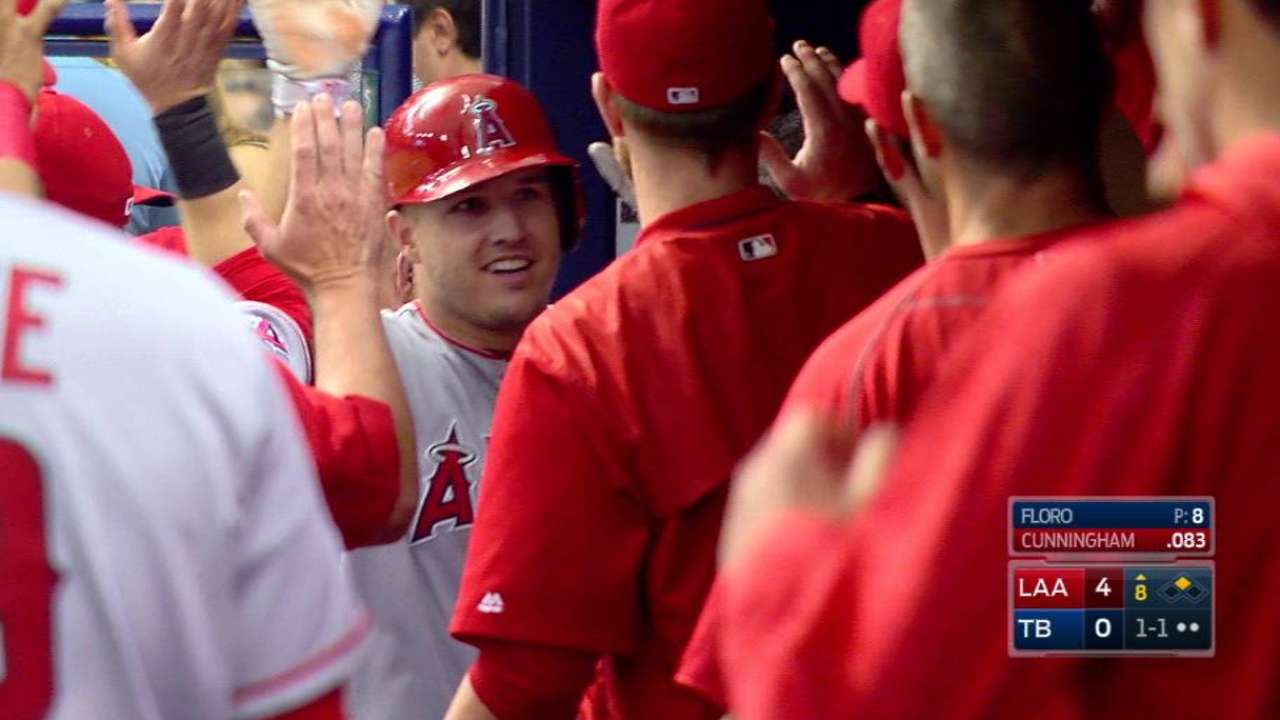 Trout, Pujols double steal