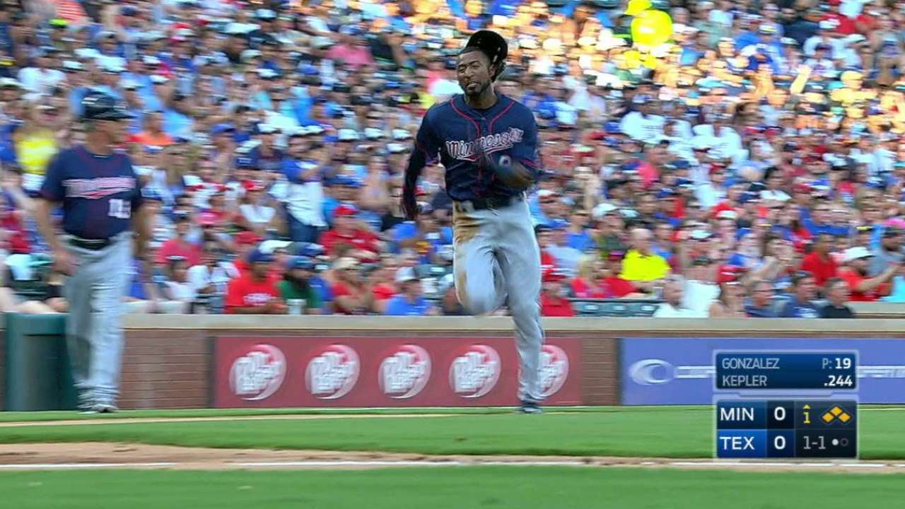 Nunez scampers home