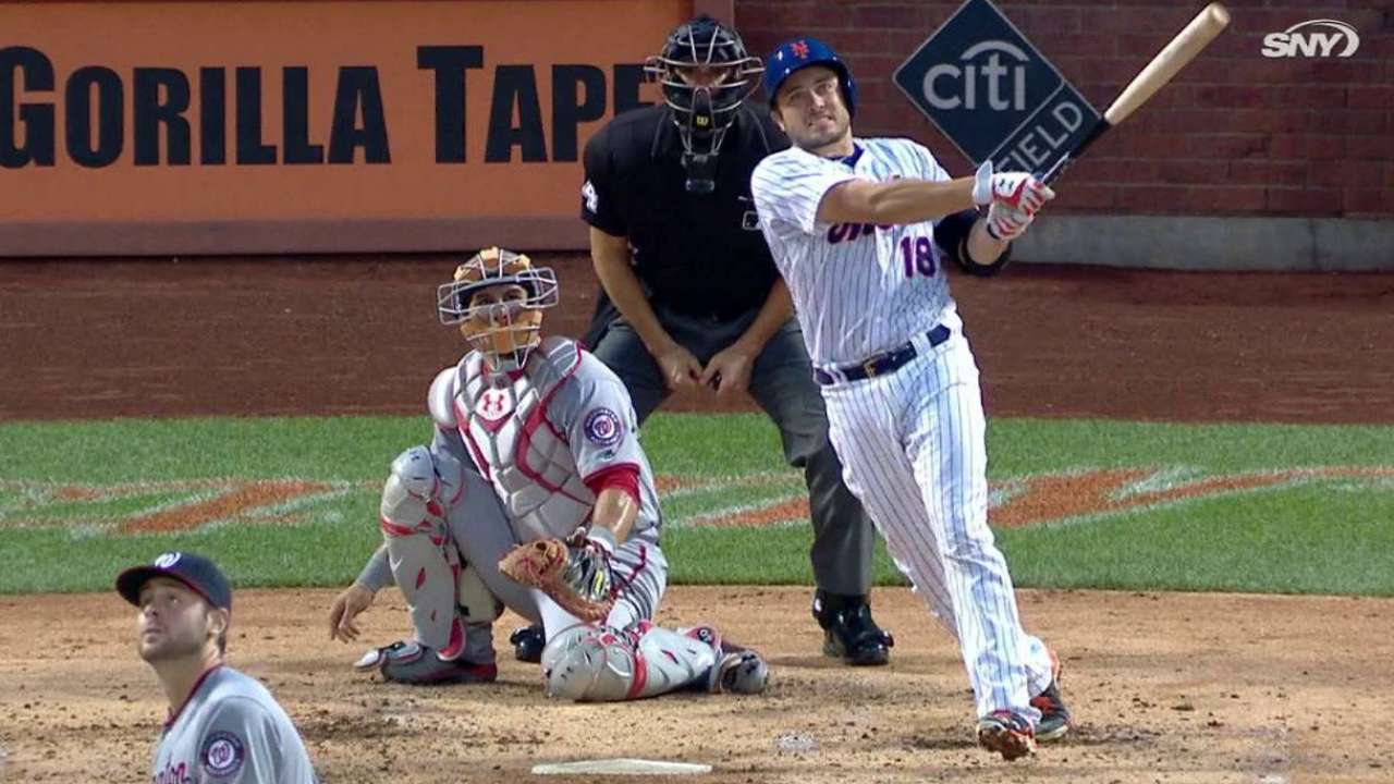d'Arnaud belts a solo jack