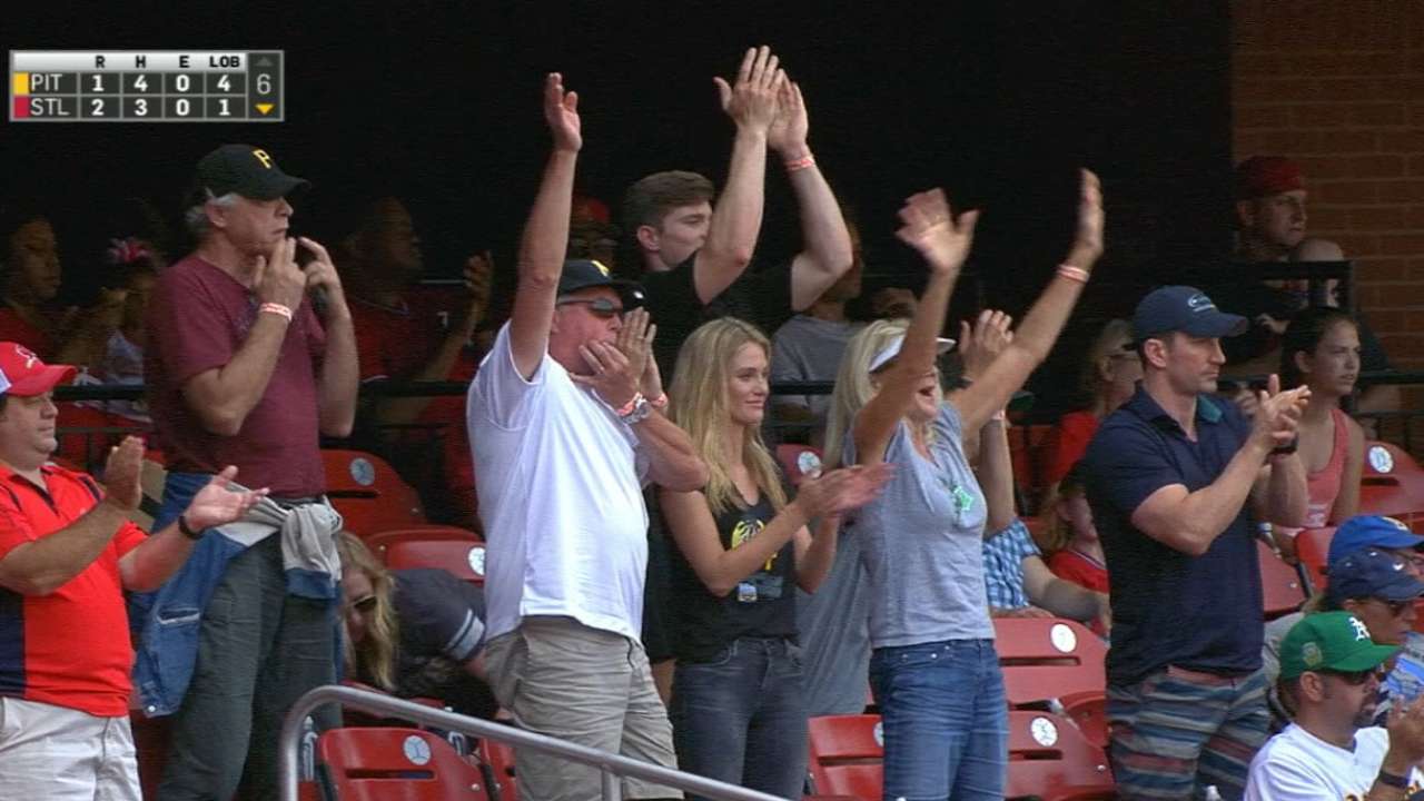 Glasnow's mom and dad enjoy game