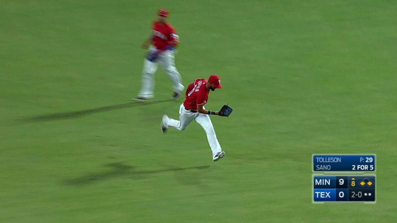 Mazara's long running grab