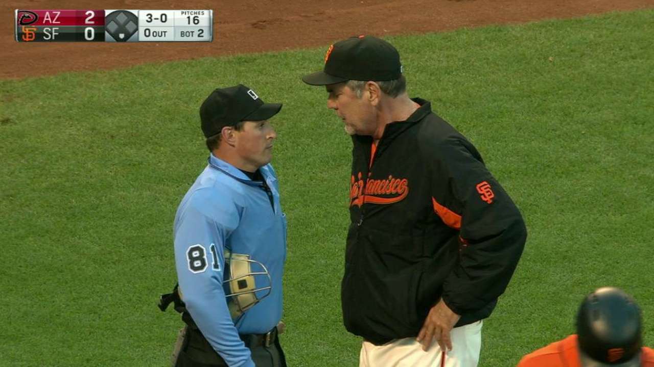 Giants fired up as Bochy gets ejected