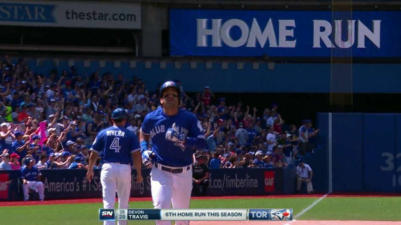 Travis' game-tying homer