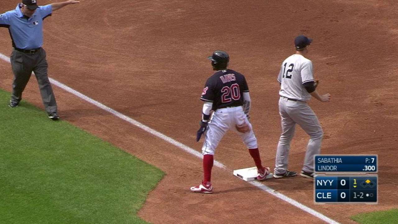 Davis' delayed steal of third
