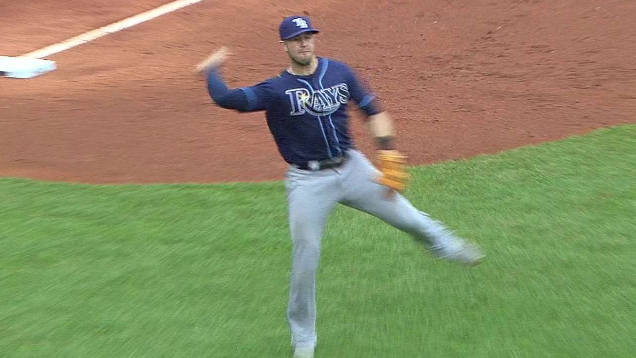 Longoria's slick play