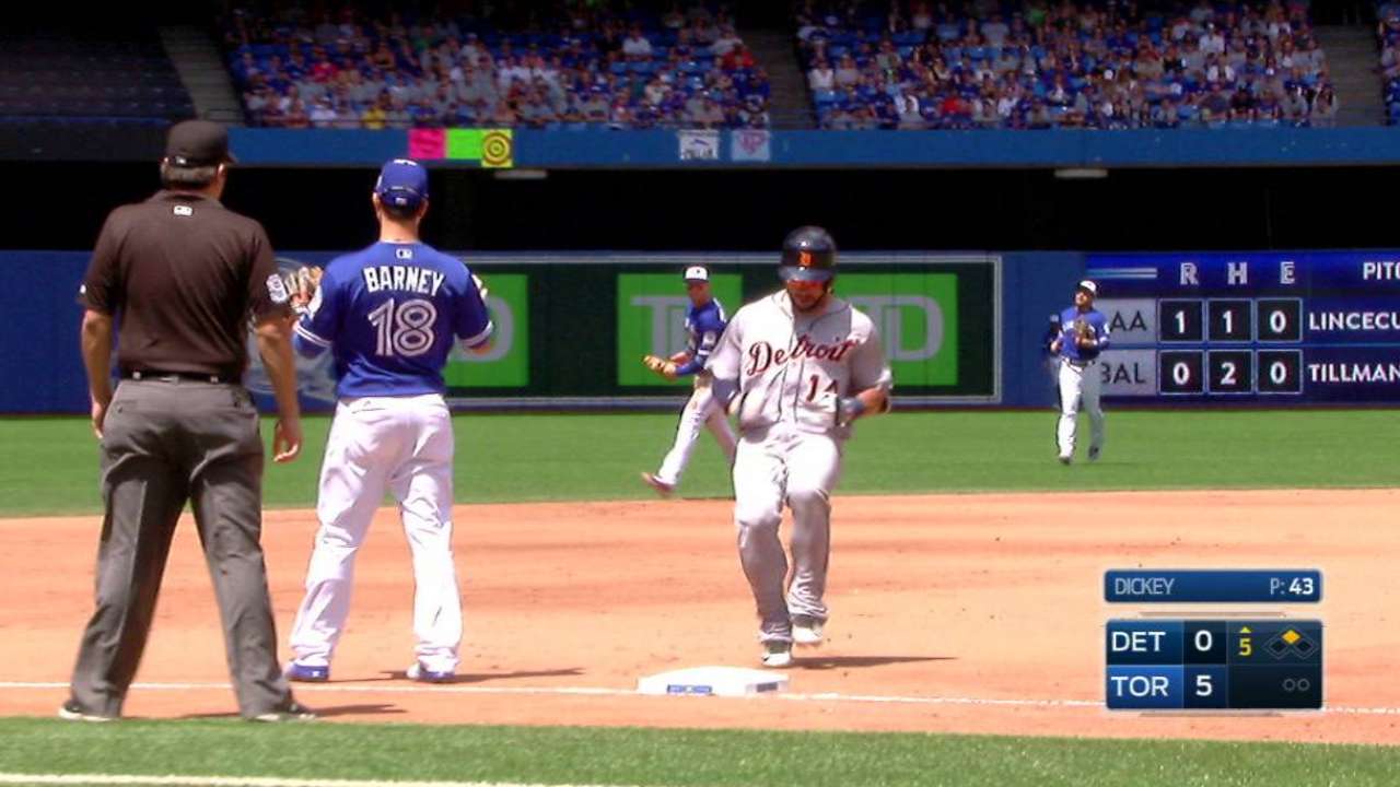 Aviles triples to center