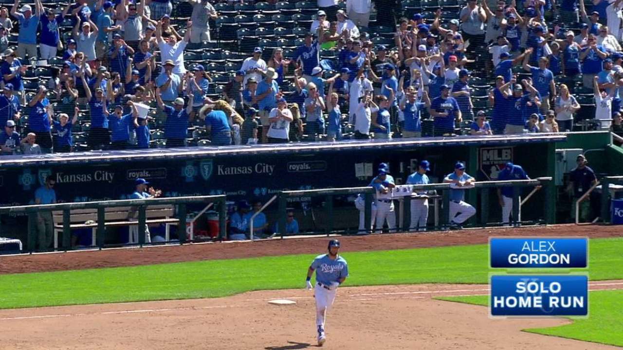 Gordon's solo homer