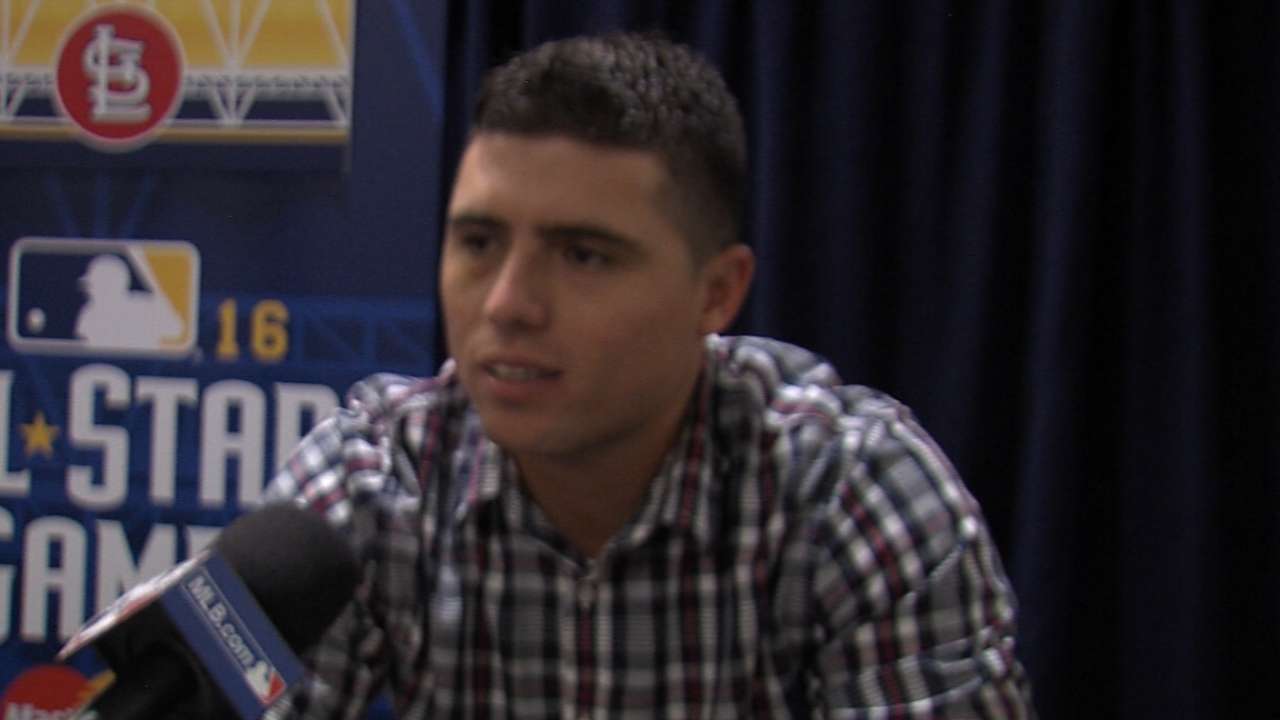 At-bat aside, Aledmys revels in Cuban reunion at ASG