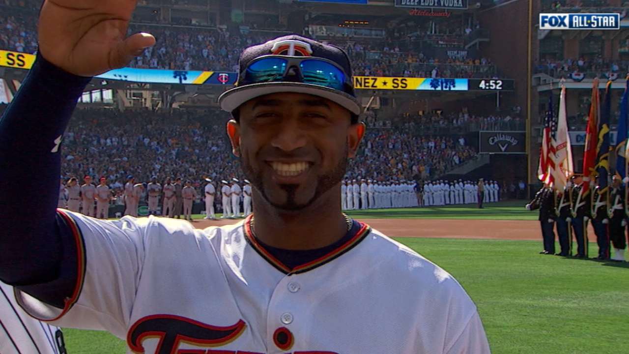 Nunez introduced in San Diego